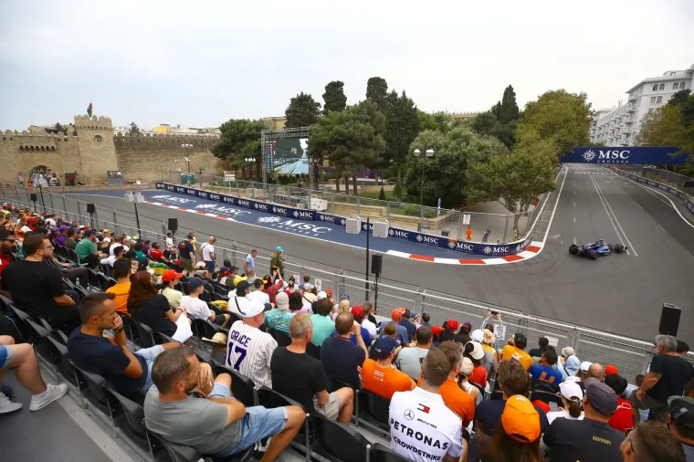 Verstappen tek peti, a Leclerc drugi: Piastri najbrži na VN Azerbajdžana