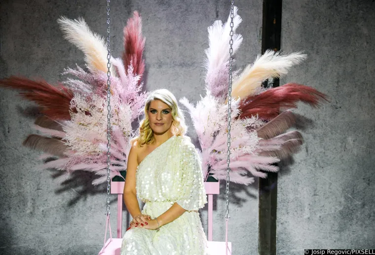 Vrući bunt na pisti: Ove krpice na manekenkama vi&scaron;e otkrivaju nego pokrivaju