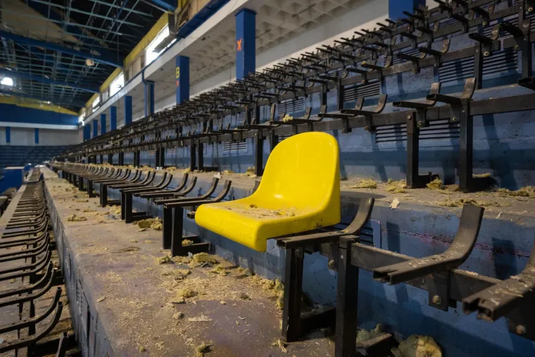 Izudarana i unakažena ostaje bez krova: Evo kako izgleda legendarna Ledena dvorana Doma sportova