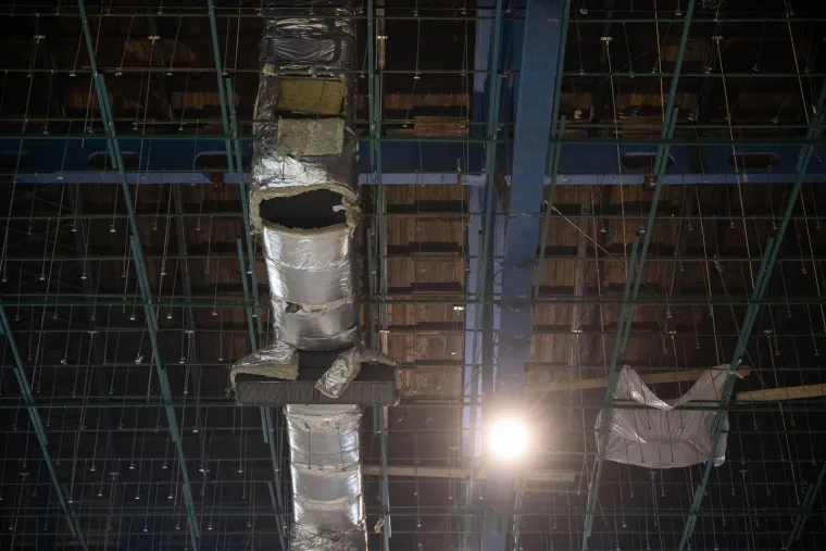 Izudarana i unakažena ostaje bez krova: Evo kako izgleda legendarna Ledena dvorana Doma sportova