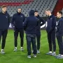 Plavi u dobrom raspoloženju proučili Allianz Arenu: Izgleda da je nekima bilo hladno