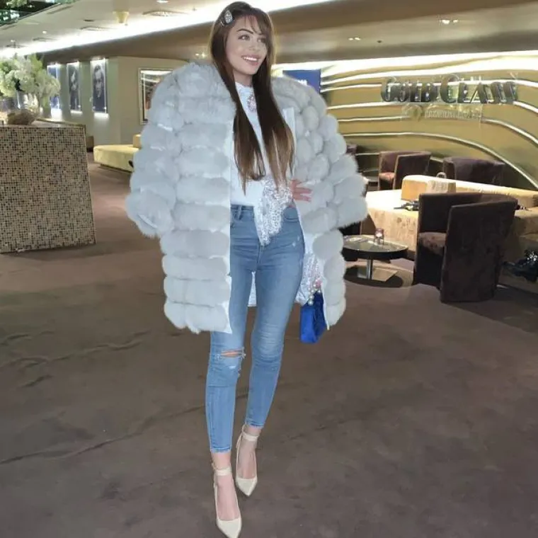 Najprovokativnija izdanja Kristine Mandarine: Od lokalne prodavačice do regionalne zvijezde