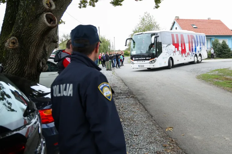 Pivo se točilo, grlo se močilo! Hajduk se gledalo i s prozora: Oduševljeni Gattuso na ovakvom spektaklu još nije bio