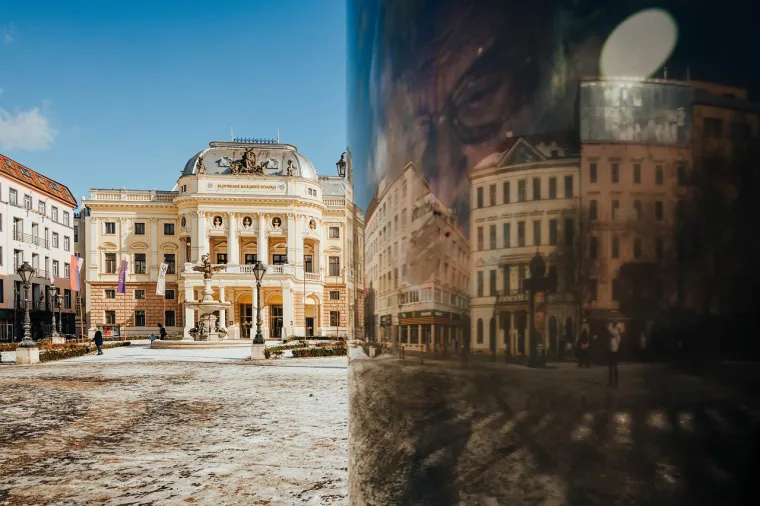 Jedna osoba je rekla da za Bratislavu: &quot;Najdosadniji grad u kojem sam ikada bio. NLO most izgleda neobično, ali nije vrijedan posebnog putovanja. Imao sam dvosatnu turu. Bilo je sat i pol predugo.&quot;