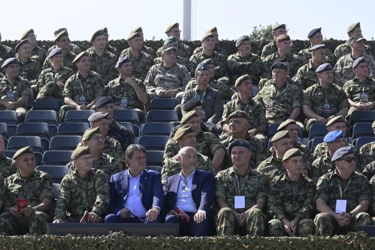 Susjedi pokazuju mišiće: Pogledajte generalnu probu srpske vojske
