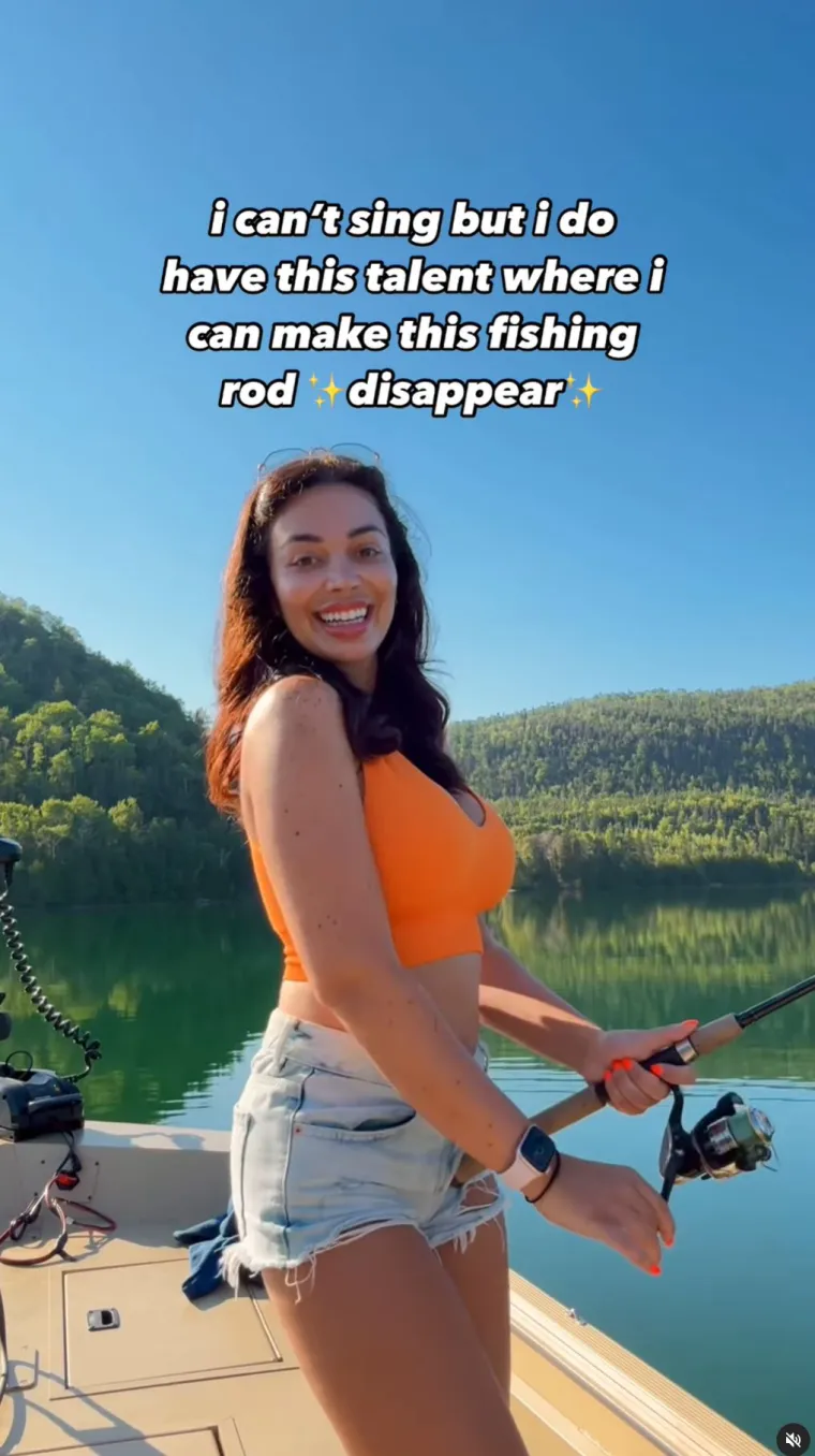 "Zaboravite hejtere. Dvije odrasle osobe koje su pristale na vezu žive svoj najbolji život i uživaju jedno u drugom", "Osam godina zajedno, a ljudi i dalje mrze. Hejtera će uvijek biti", "Ljubav ne zna za godine", komentirali su.