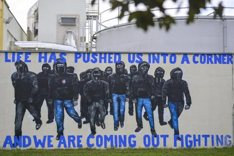 Bad Blue Boysi dobili novi veliki mural uz posebnu poruku svima