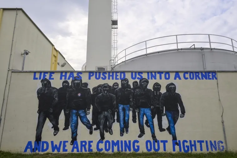 Bad Blue Boysi dobili novi veliki mural uz posebnu poruku svima