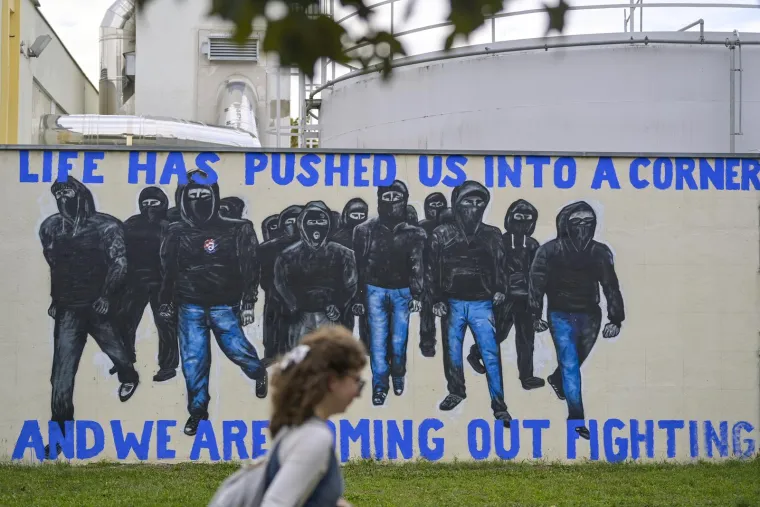 Bad Blue Boysi dobili novi veliki mural uz posebnu poruku svima