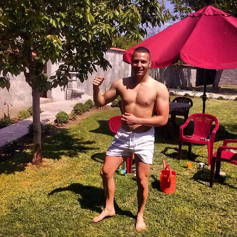 Da, ovo je Brendon! Prošao je kroz brojne estetske zahvate, evo kako se mijenjao
