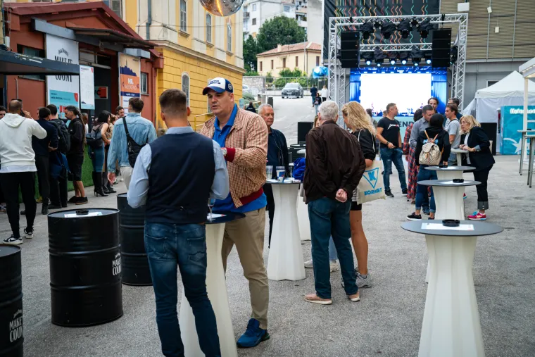 Počeo je Weekend Media Festival: Pogledajte kako izgledaju prva dva dana