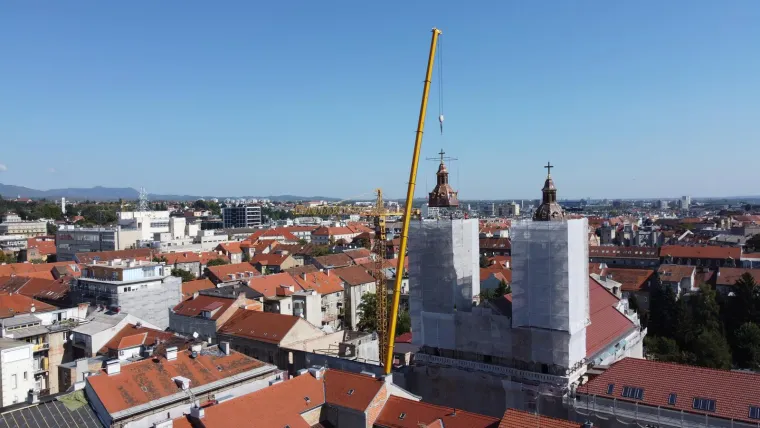 Spektakularne fotografije: Podignuta i druga kupola na baziliku u Palmotićevoj