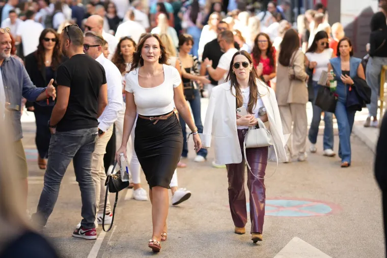 Weekend media festival ispunjen smijehom i odličnim outfitima: Zavirite u galeriju