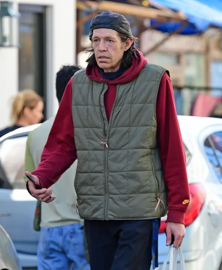 Pierce Brosnan hvali mladog sina, dok je drugi zapušten i otuđen od oca zbog ovisnosti