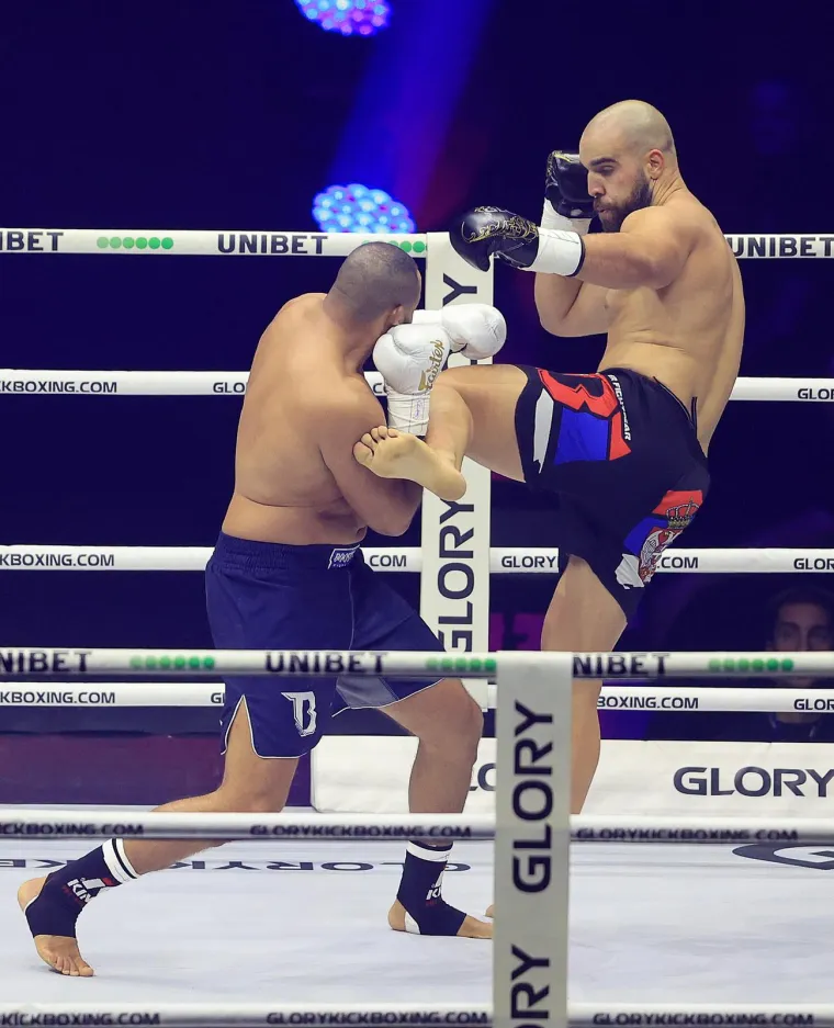 Jedan je Srbin uništio svog suparnika na Glory 95 eventu i zaledio Arenu Zagreb