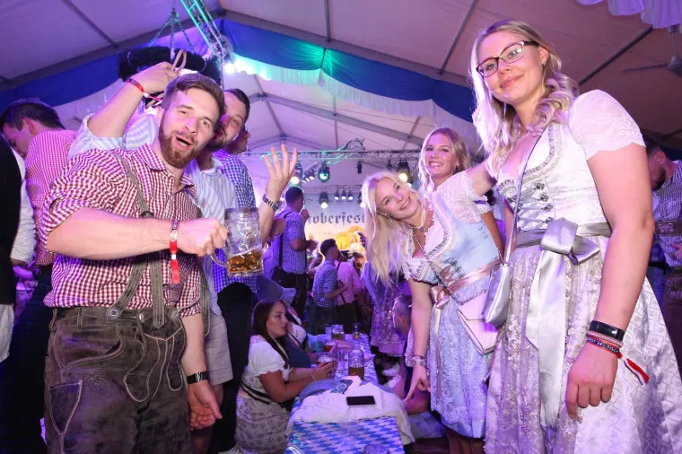 Ni cijene piva ne mogu pokvariti raspoloženje na Oktoberfestu