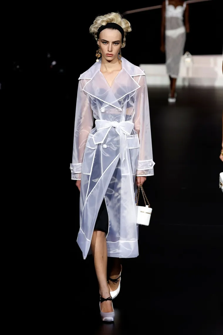 Irina Shayk i djevojka Leonarda DiCaprija dominirale pistom: Pogledajte zadivljujuće outfite