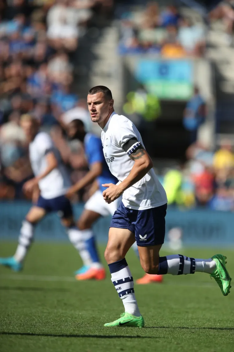 Skandal na Otoku: Crnogorac ugrizao za vrat protivničkog igrača?