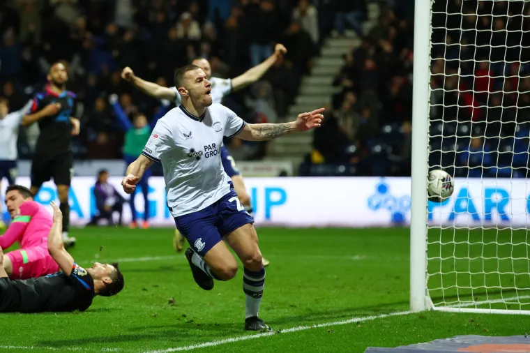 Skandal na Otoku: Crnogorac ugrizao za vrat protivničkog igrača?