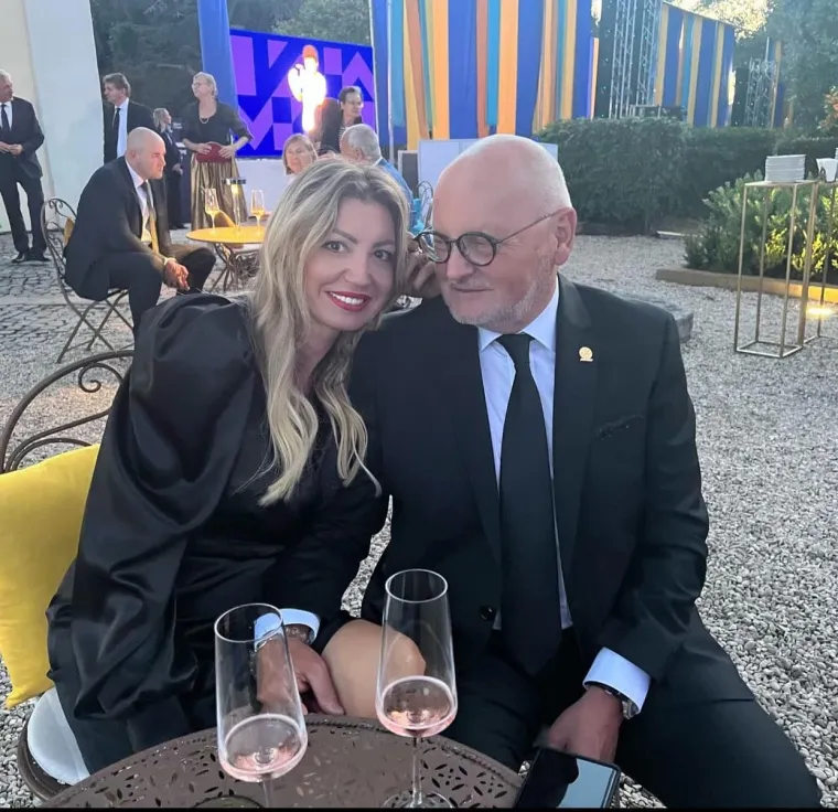 &quot;Zanimljiva je pojava ovih koji komentiraju. Komentiraju oni i djecu, mlade, osjetljive… i vjerujem da je puno toga bez a priori zla, ali dajte promislite da možete tako nekome i zlo napraviti, osobito mladim ljudima&quot;, nastavila je u istoj objavi.