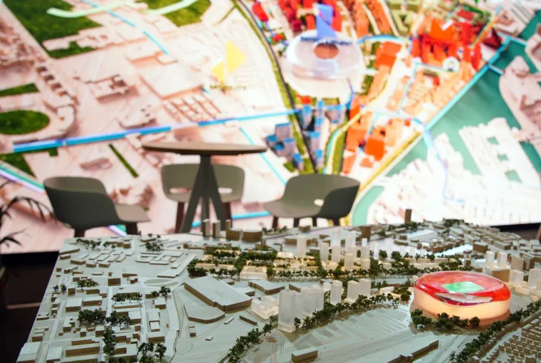 United nije i neće tražiti javna sredstva za stadion, ali želi javno privatno partnerstvo koje će se usredotočiti na infrastrukturu i &scaron;iru regeneraciju, s neposrednim naglaskom na prijevoz.