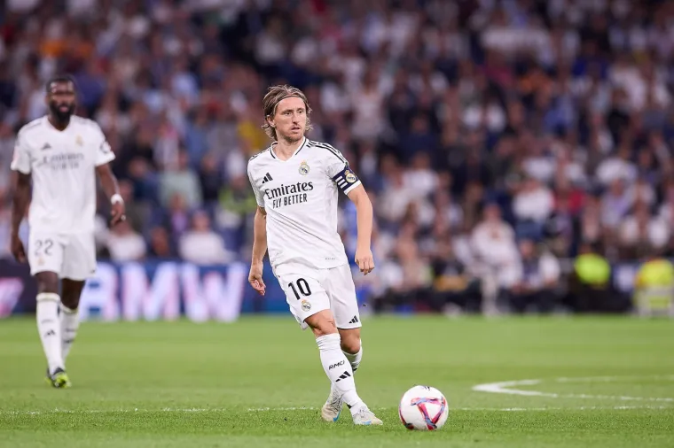 Luka Modrić tijekom utakmice protiv Alavesa