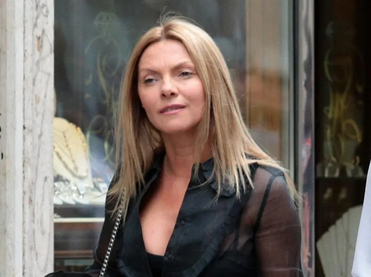 Ubrzo je sreću odlučila potražiti izvan hrvatskih granica. Vlatka je godinama živjela u Kanadi gdje je radila u uslužnim djelatnostima. U Hrvatsku se vratila 2022. godine, a nedavno je opet spakirala kofere i preselila se u Irsku.