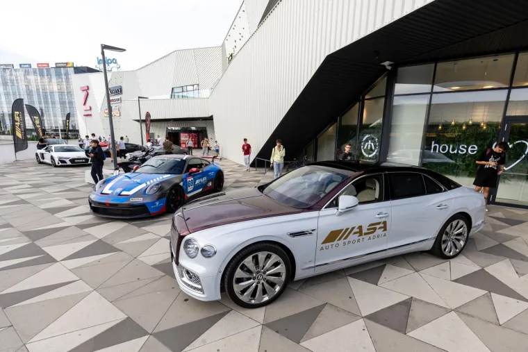 Zagrepčanima omogućili da izbliza vide kakve to pile voze oni koji žive u luksuzu