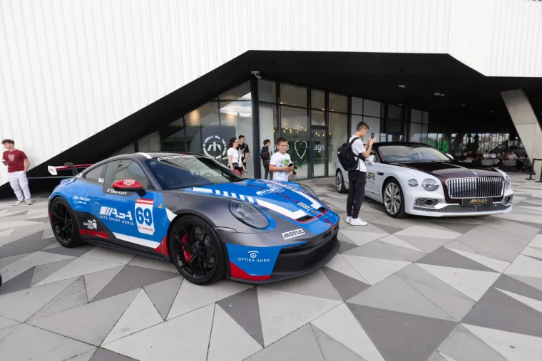 Zagrepčanima omogućili da izbliza vide kakve to pile voze oni koji žive u luksuzu