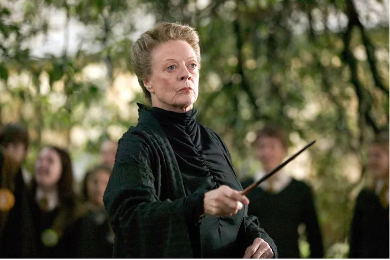 Maggie Smith u filmu "Harry Potter i Plameni pehar"