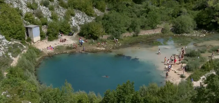 Najljepše oko Dalmacije očarava magičnom ljepotom! Znate li po čemu je vrelo Cetine posebno?