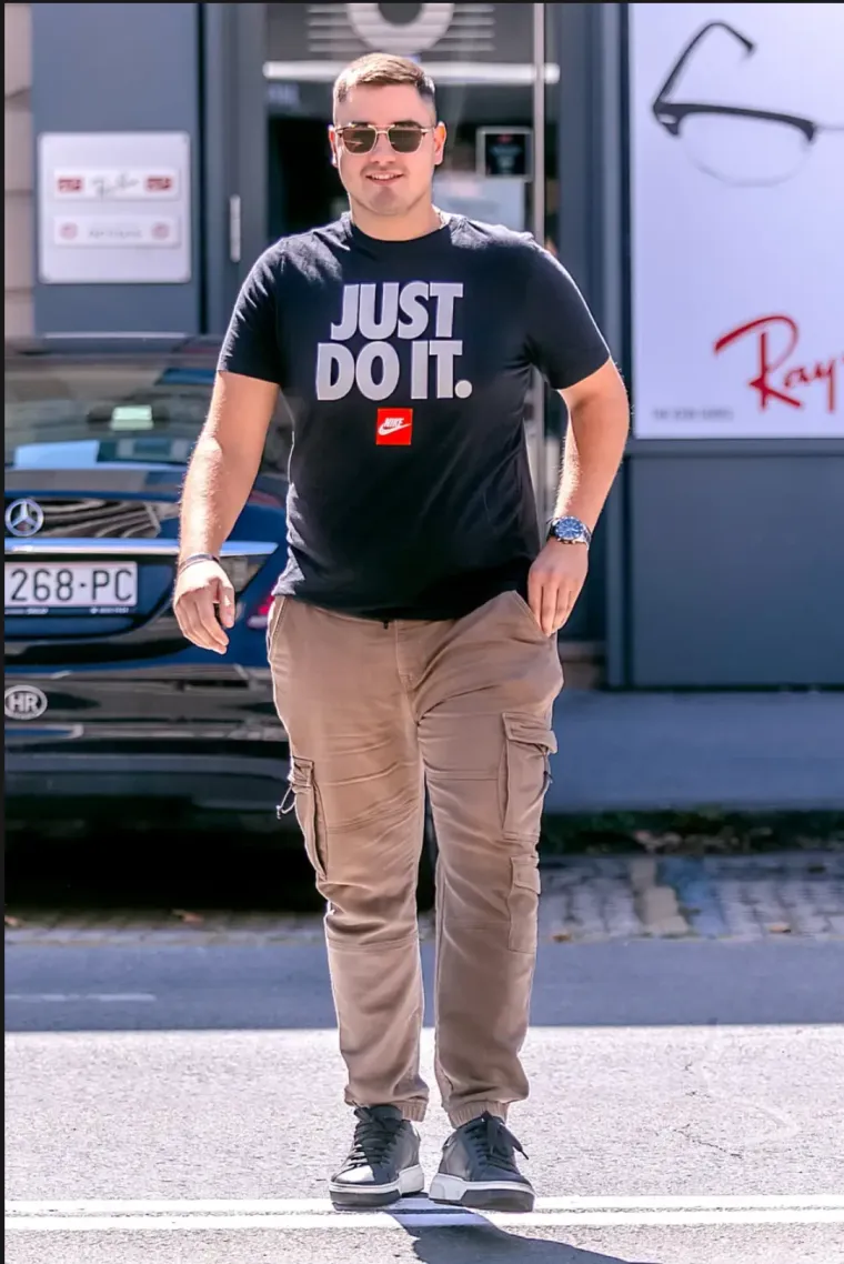 Zgodni Osječani preplavili ulice: Najbolje ležerne kombinacije gradskih dečki