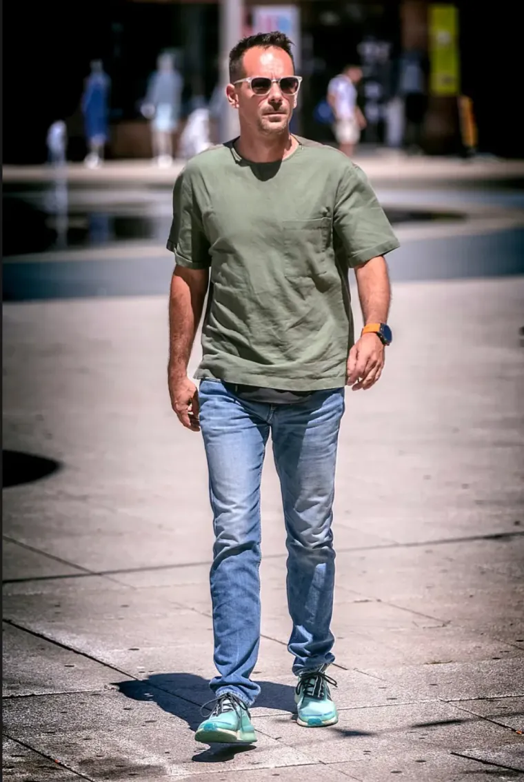 Zgodni Osječani preplavili ulice: Najbolje ležerne kombinacije gradskih dečki