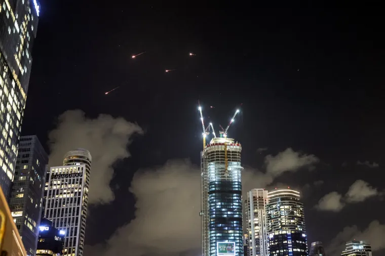 Iran je ispalio rakete na Izrael