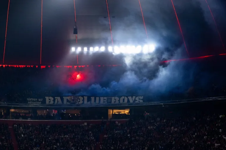 Poznati španjolski dnevni sportski list AS posvetio je pozornost &quot;najopasnijim navijačkim grupama u Europi&quot;. U tekstu je spomenuo i Bad Blue Boyse i apostrofirao ih kako najvažniju ultras grupu u Hrvatskoj