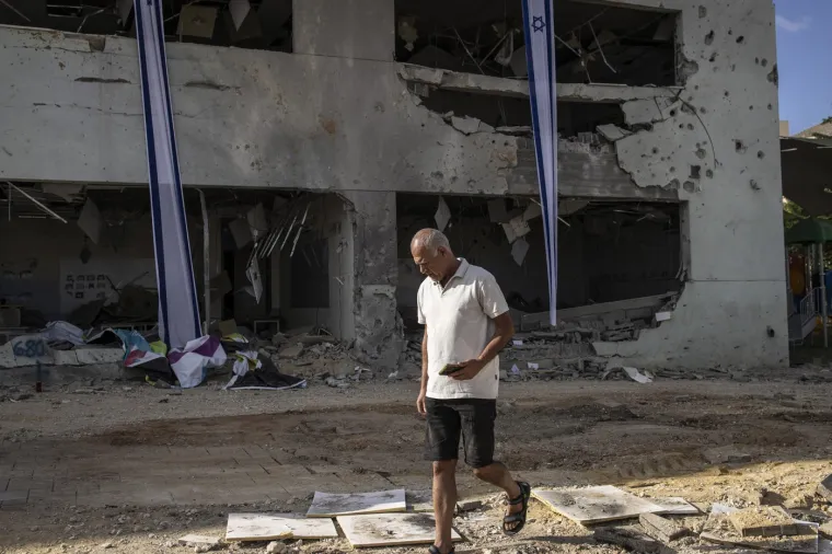 Pogledajte stravične scene na Bliskom istoku: Preživjeli ostali bez krova nad glavom