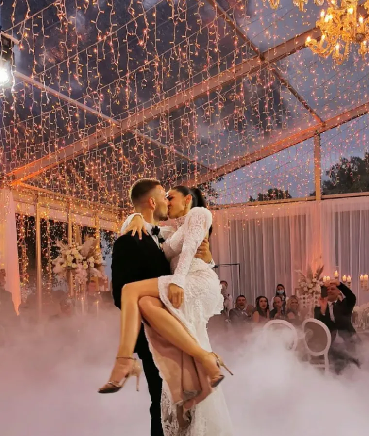 
Svadbeno slavlje održano je u Zagrebu.