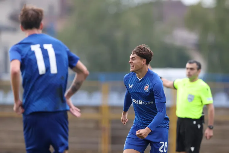 Nakon poraza protiv Bayerna u prvom kolu, juniori Dinama u drugom su nastupu UEFA-ine Lige prvaka mladih pokazali puno bolje izdanje. 
