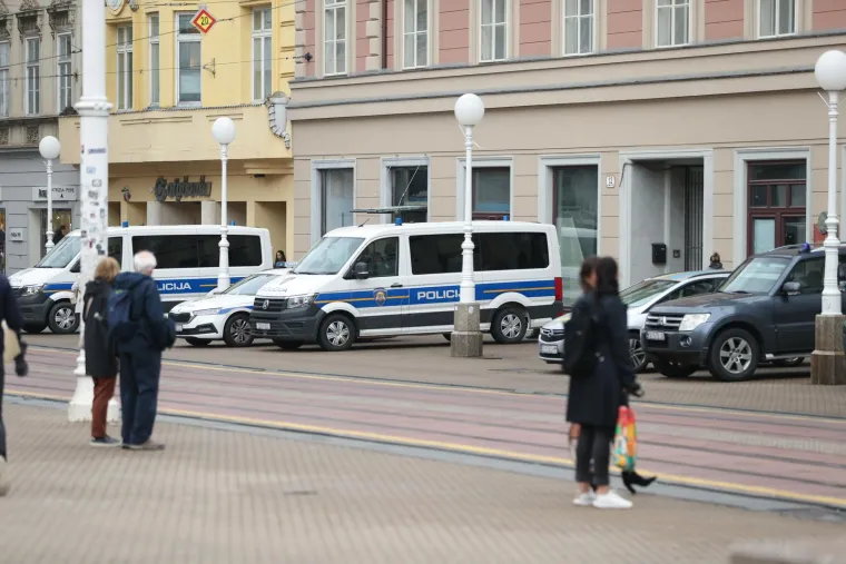 'Opsadno stanje' u Zagrebu uoči utakmice Dinama i Monaca: Pogledajte na što liči centar grada
