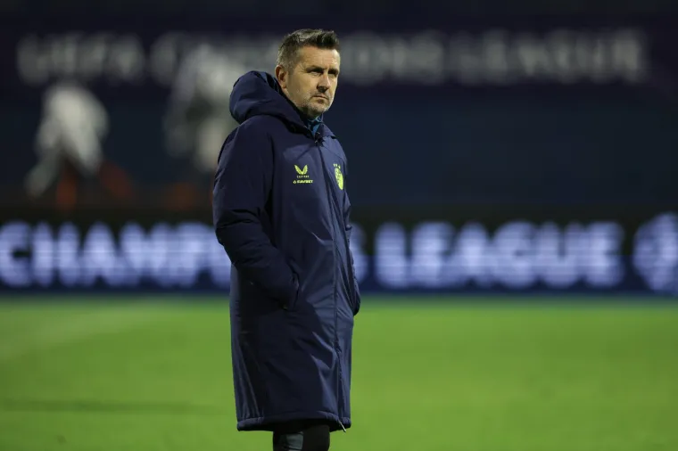 Nenad Bjelica neće moći voditi Dinamo u sljedećoj utakmici u Ligi prvaka.