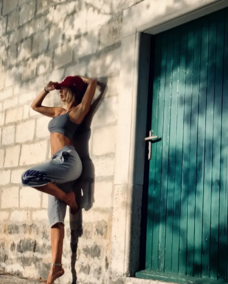 Gdje je danas Brankica Čonda? Zbog kineskih silikona skoro umrla, a onda se posvetila jogi