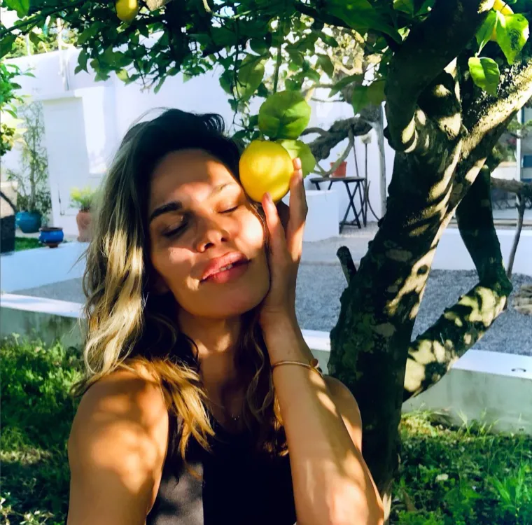 Gdje je danas Brankica Čonda? Zbog kineskih silikona skoro umrla, a onda se posvetila jogi