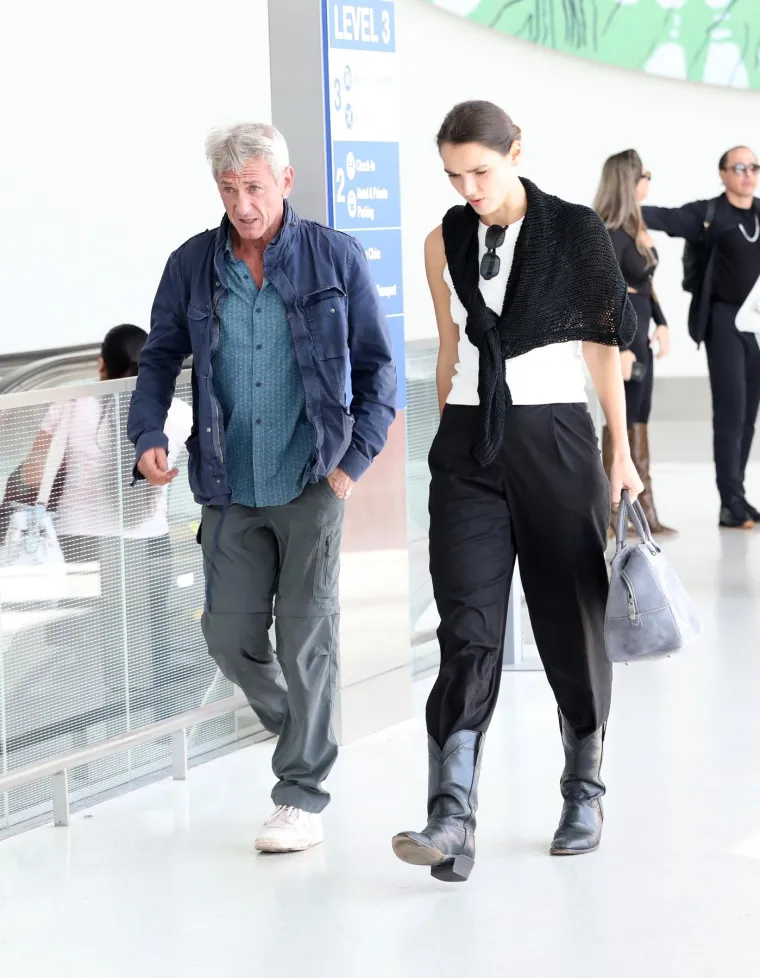 Da, ovo je ljubavni par! Glumac Sean Penn s djevojkom koja bi mu mogla biti unuka