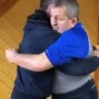 Khabib Nurmagomedov vježba sa svojim ocem, trenerom Abdulmanapom, kojeg nikad nije uspio izdominirati.