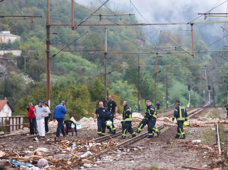 Evo kako izgleda Jablanica dan nakon stra&scaron;ne poplave: Domovi uni&scaron;teni, radi se punom parom