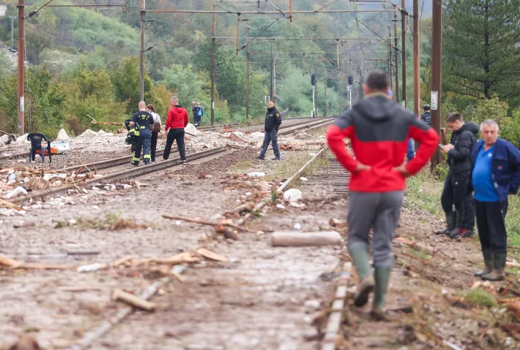 Evo kako izgleda Jablanica dan nakon stra&scaron;ne poplave: Domovi uni&scaron;teni, radi se punom parom