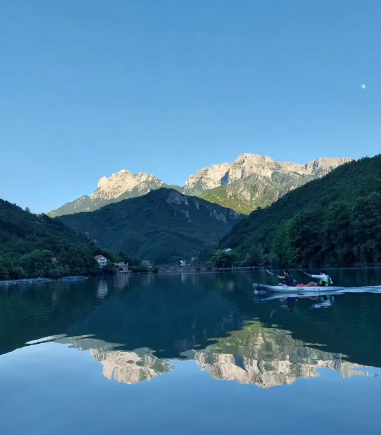Fotografije Jablanice prije poplava tjeraju suze na oči: Velika tragedija uni&scaron;tila miran turistički biser