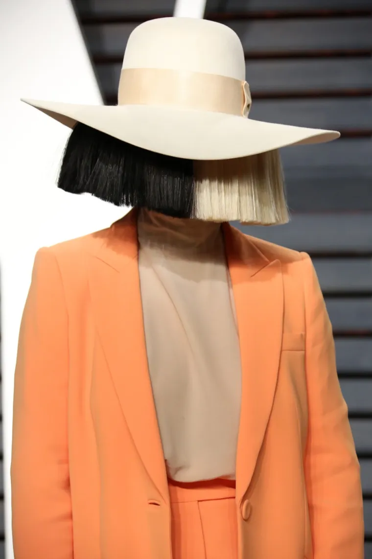 Sia Kate Isobelle Furle