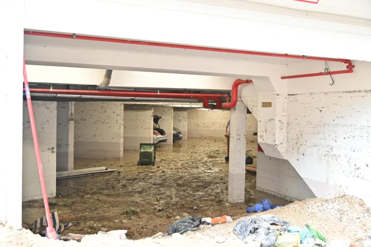 Ovako izgleda Podgora dan nakon kataklizme. &Scaron;teta je ogromna