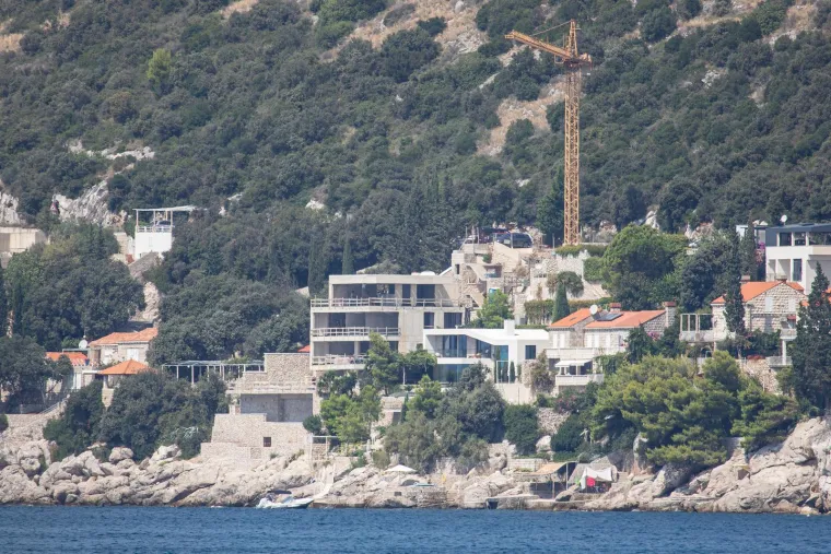 Promatrajući zemlje unutar euro područja, Hrvatska u razdoblju travanj-lipanj bilježi najsnažniju godišnju stopu rasta.